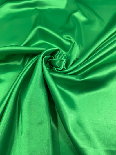 Satin - Green Bee - 150cm